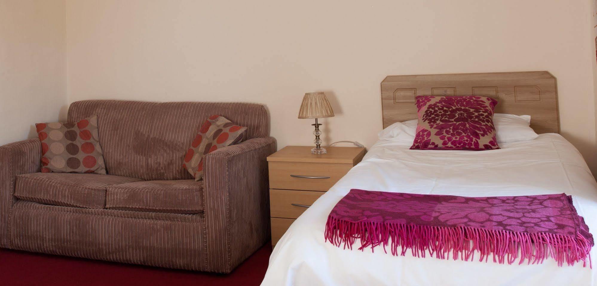 The Allan Ramsay Hotel Carlops Buitenkant foto