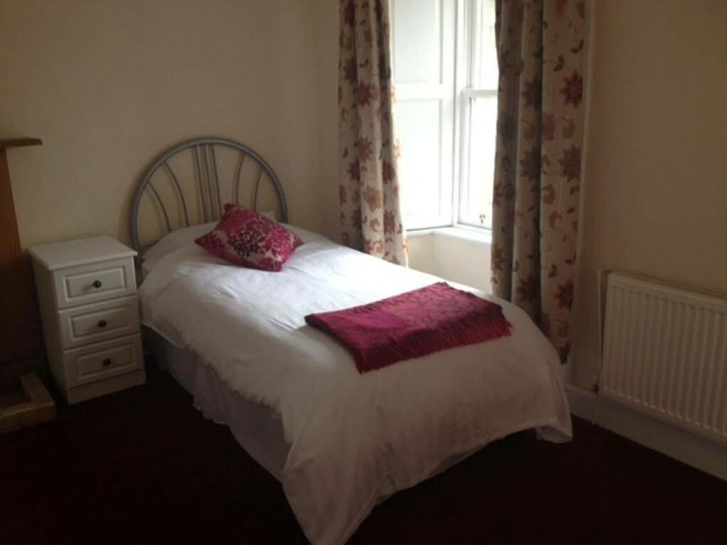 The Allan Ramsay Hotel Carlops Buitenkant foto
